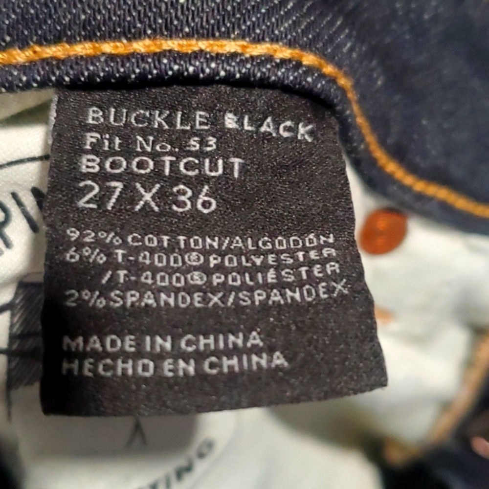 Buckle Black
